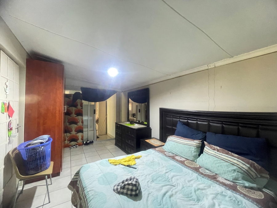 To Let 2 Bedroom Property for Rent in Flamwood North West